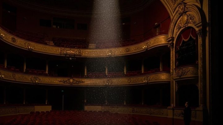 러브 잇 오어 리스트 잇, 토드 탈봇의 뮤지컬 데뷔