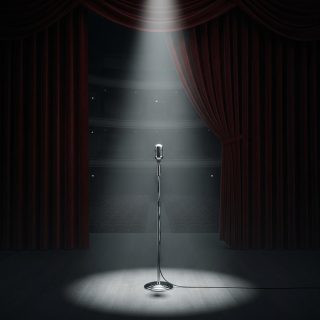 티파니 해디쉬, 미스터리 싱어 출연! EGOT 도전?